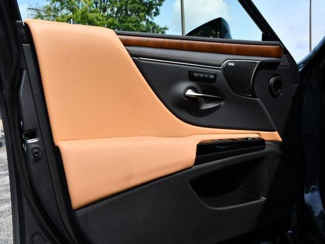 new 2025 Lexus ES 350 car, priced at $54,940