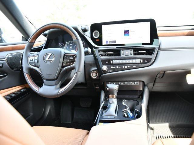 new 2025 Lexus ES 350 car, priced at $54,940