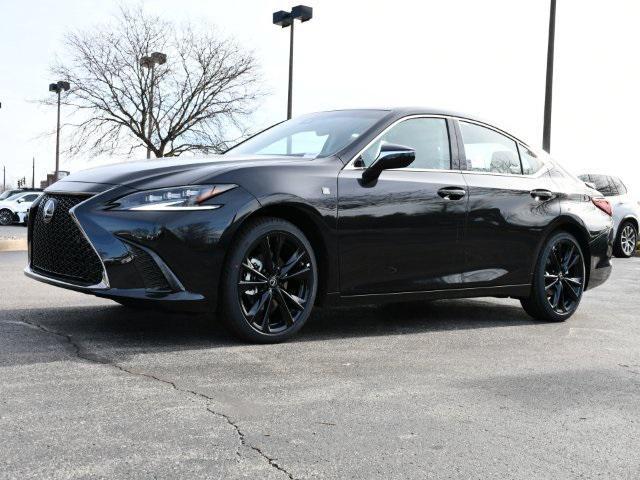 new 2025 Lexus ES 300h car, priced at $53,069