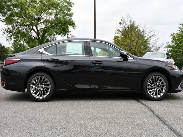 new 2025 Lexus ES 300h car, priced at $53,530