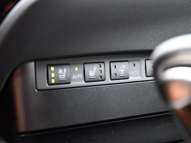 new 2025 Lexus ES 300h car, priced at $53,530