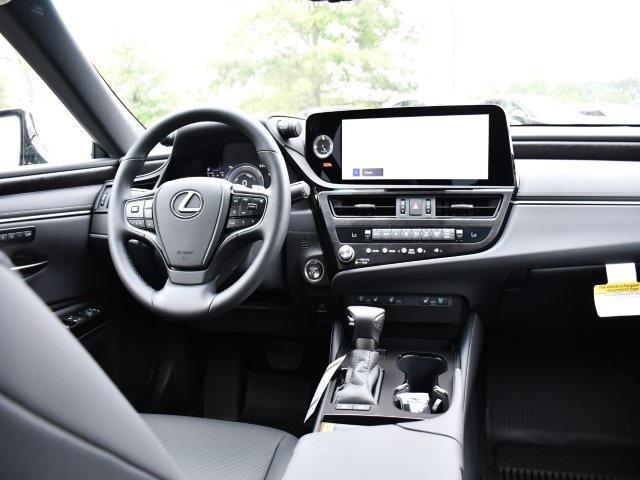 new 2025 Lexus ES 300h car, priced at $50,089