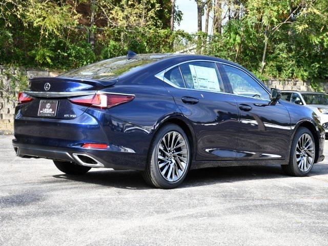 new 2025 Lexus ES 350 car, priced at $51,752