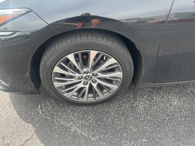 used 2020 Lexus ES 350 car, priced at $34,000