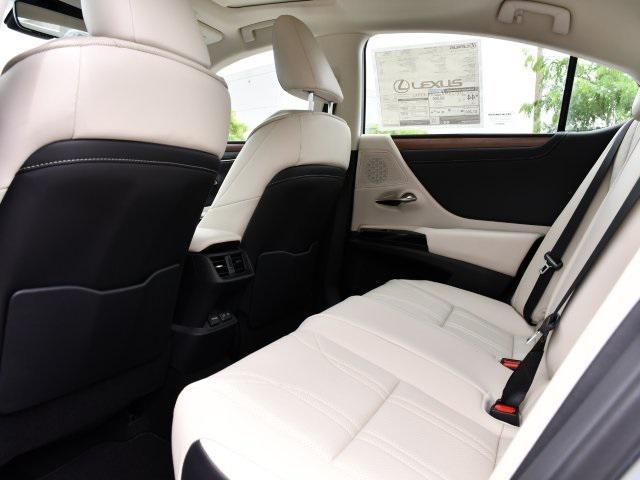 new 2025 Lexus ES 300h car, priced at $53,859