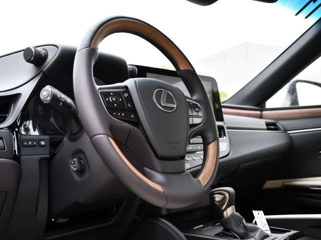 new 2025 Lexus ES 300h car, priced at $53,859