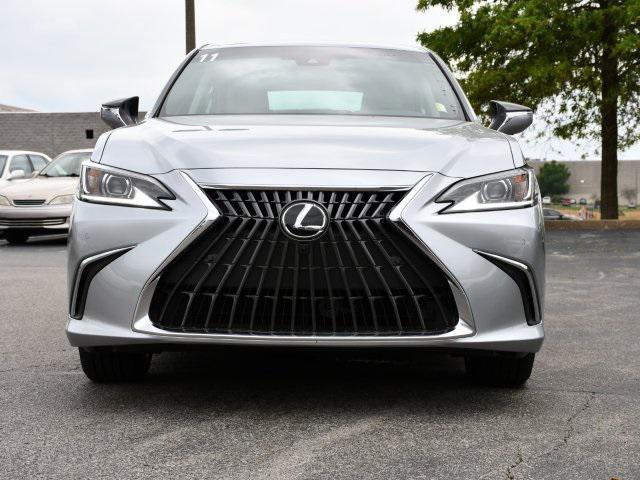 new 2025 Lexus ES 300h car, priced at $53,859