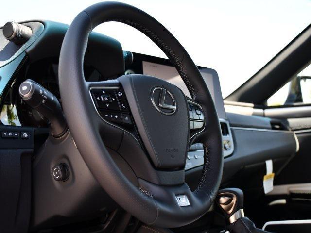 new 2025 Lexus ES 350 car, priced at $52,140