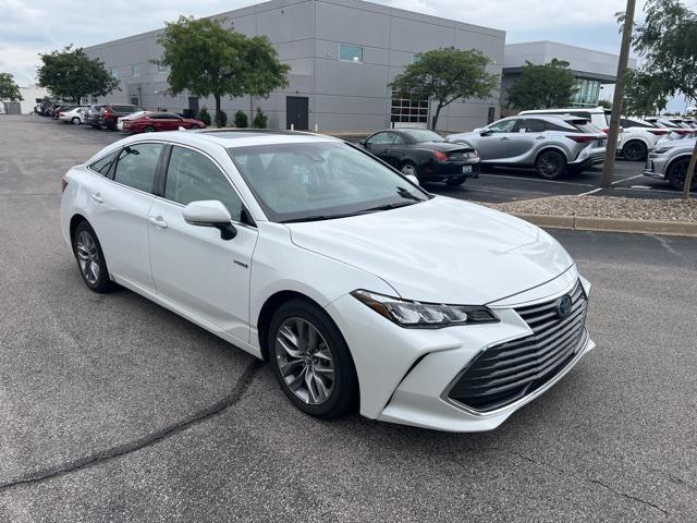 used 2019 Toyota Avalon Hybrid car, priced at $27,500