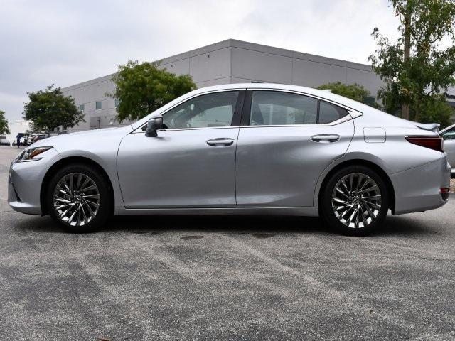 used 2024 Lexus ES 300h car, priced at $48,000