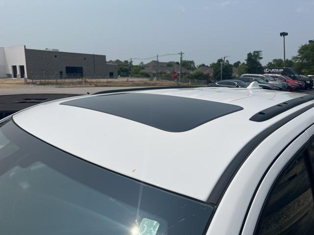 used 2021 Jeep Grand Cherokee car, priced at $25,000