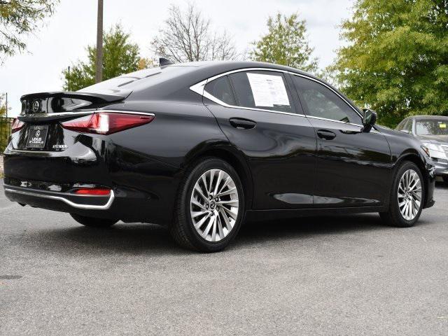 used 2023 Lexus ES 300h car, priced at $47,000