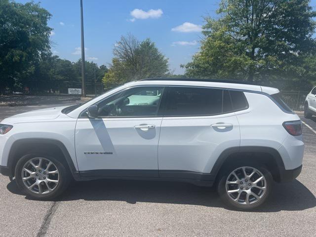 used 2022 Jeep Compass car, priced at $21,000