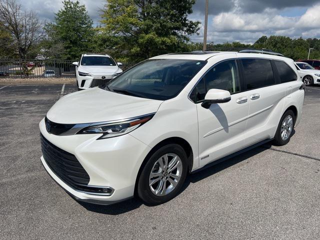 used 2021 Toyota Sienna car, priced at $32,000