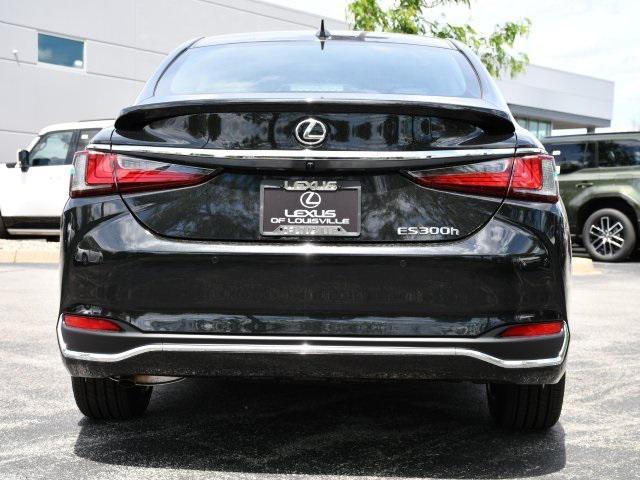 new 2025 Lexus ES 300h car, priced at $50,968