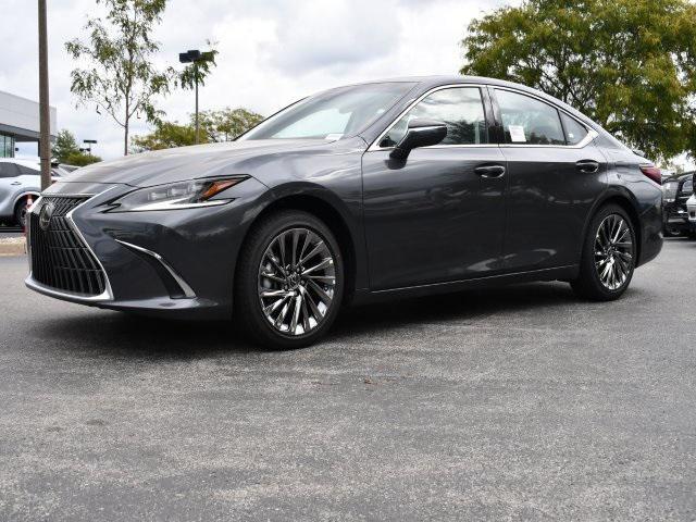 new 2025 Lexus ES 300h car, priced at $54,540