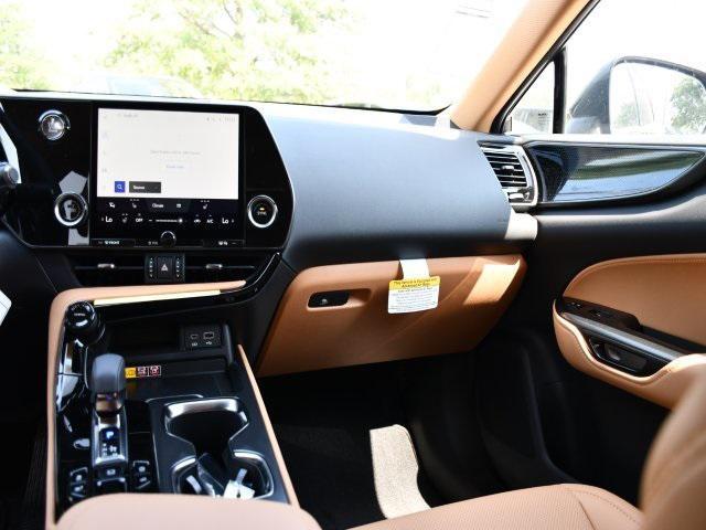 new 2025 Lexus NX 350 car, priced at $47,024