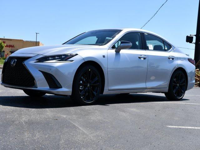 new 2025 Lexus ES 300h car, priced at $50,780