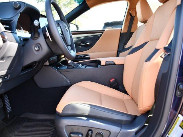 new 2025 Lexus ES 300h car, priced at $49,479