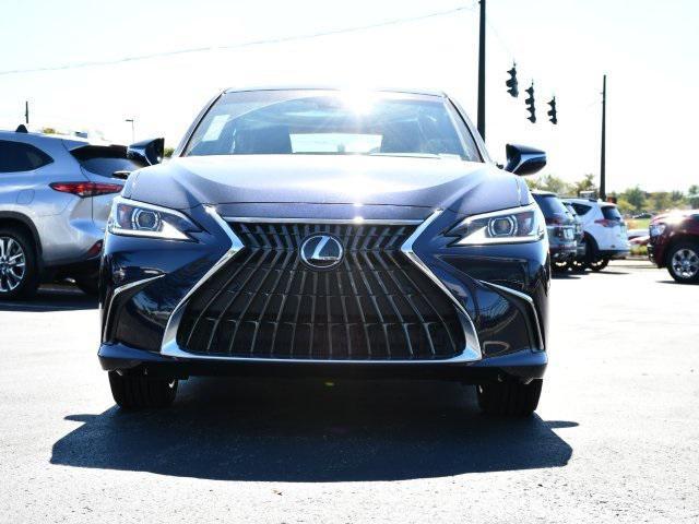 new 2025 Lexus ES 300h car, priced at $49,479