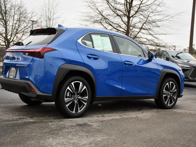 used 2024 Lexus UX 250h car, priced at $39,000