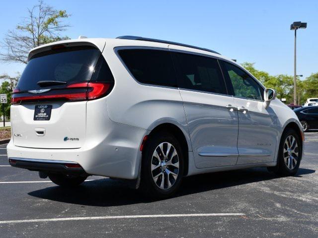 used 2021 Chrysler Pacifica car, priced at $30,000
