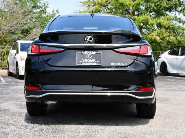 new 2025 Lexus ES 300h car, priced at $50,314