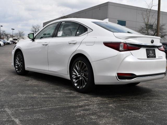 new 2024 Lexus ES 300h car, priced at $52,187