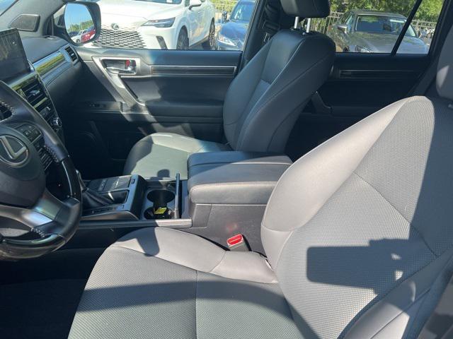 used 2022 Lexus GX 460 car, priced at $55,000