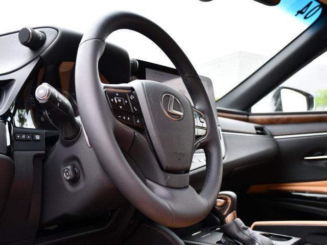 new 2025 Lexus ES 350 car, priced at $52,024