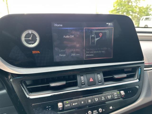 used 2022 Lexus ES 350 car, priced at $42,000
