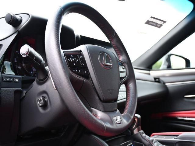 used 2022 Lexus ES 350 car, priced at $42,000