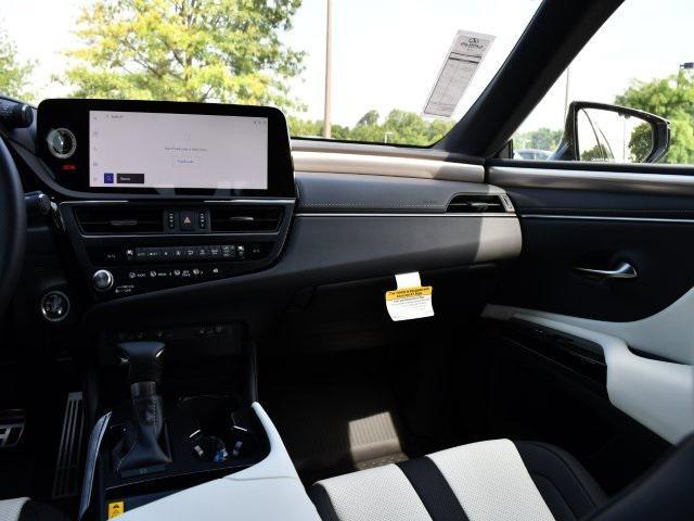 new 2025 Lexus ES 350 car, priced at $54,690