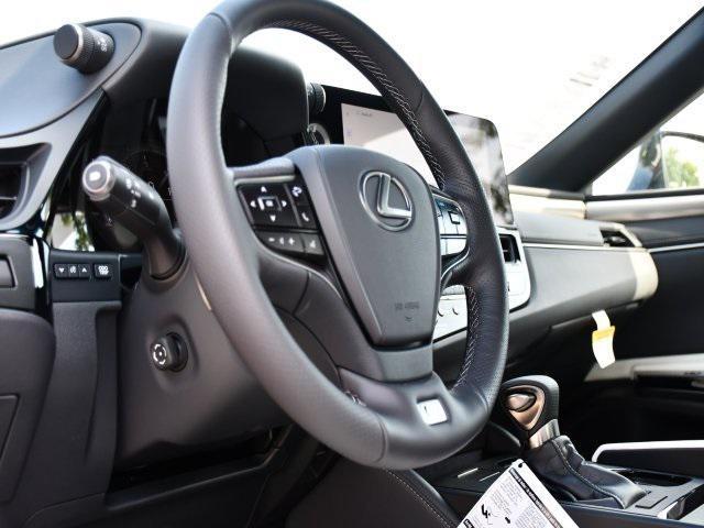new 2025 Lexus ES 350 car, priced at $54,690