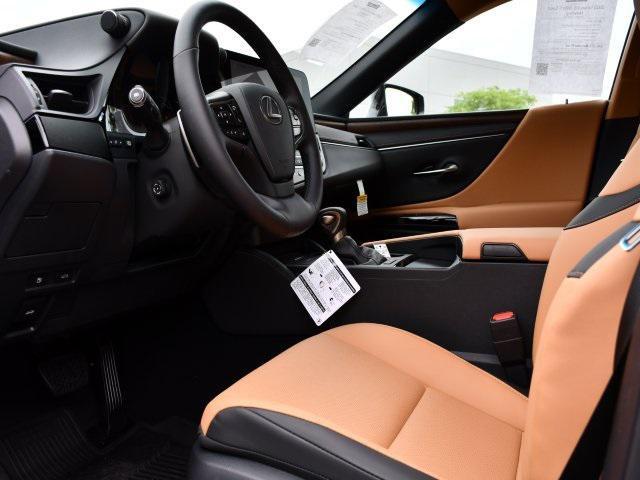 new 2025 Lexus ES 300h car, priced at $52,209