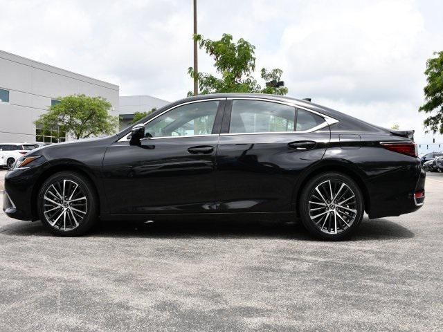 used 2024 Lexus ES 300h car, priced at $42,000
