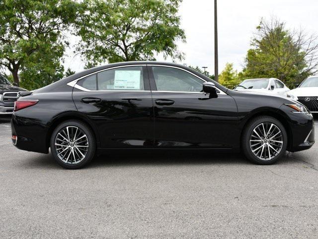 new 2025 Lexus ES 300h car, priced at $50,924