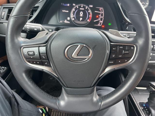 used 2023 Lexus ES 350 car, priced at $40,000