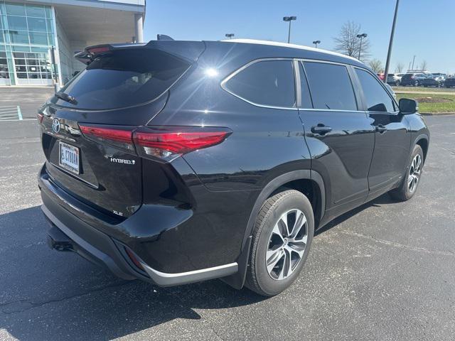 used 2023 Toyota Highlander Hybrid car, priced at $44,000