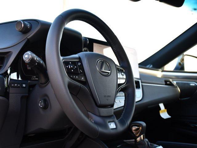 new 2025 Lexus ES 350 car, priced at $54,159