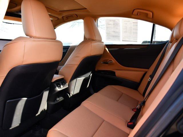 used 2024 Lexus ES 350 car, priced at $44,000