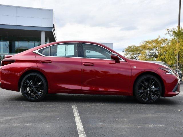 used 2025 Lexus ES 300h car, priced at $46,000