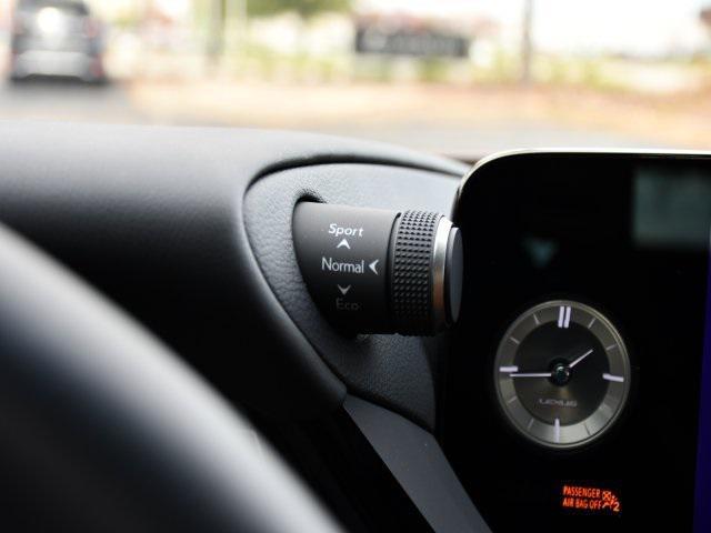 used 2025 Lexus ES 300h car, priced at $46,000