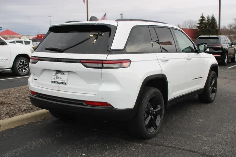 new 2025 Jeep Grand Cherokee car, priced at $45,080