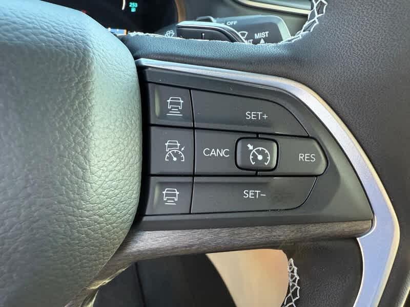 new 2025 Jeep Grand Cherokee 4xe car, priced at $62,023