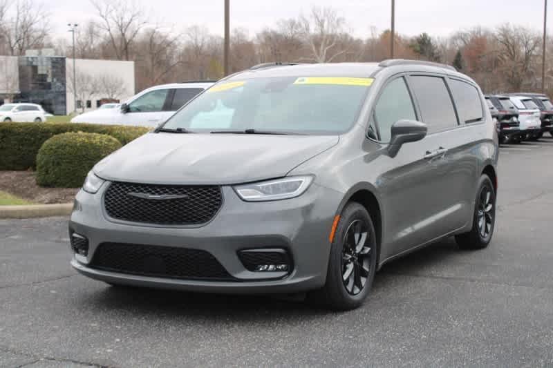 used 2021 Chrysler Pacifica car, priced at $29,988