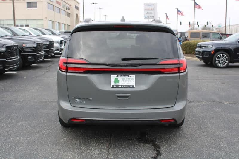 used 2021 Chrysler Pacifica car, priced at $29,988