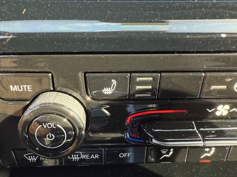 new 2025 Jeep Grand Cherokee car, priced at $45,892