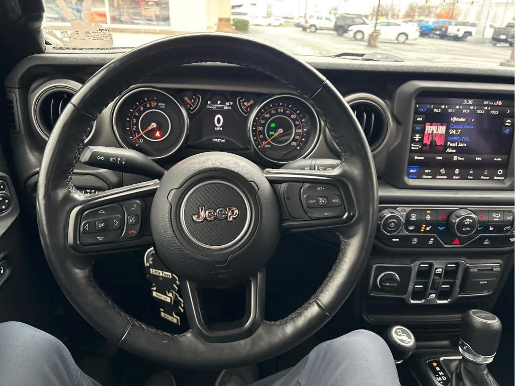 used 2022 Jeep Gladiator car, priced at $32,988