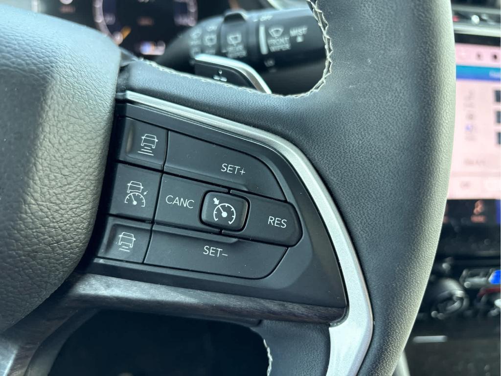 used 2023 Jeep Grand Cherokee L car, priced at $37,988